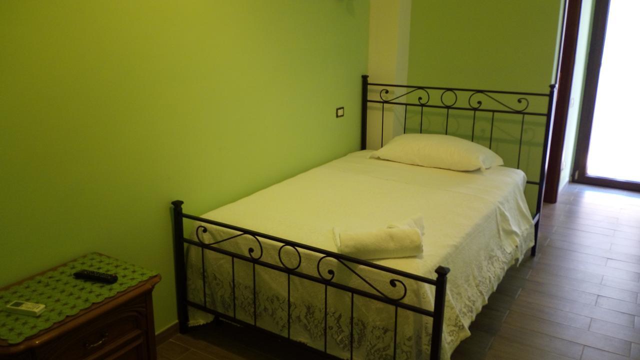 Agriturismo Casale Sera Fontana Liri Luaran gambar
